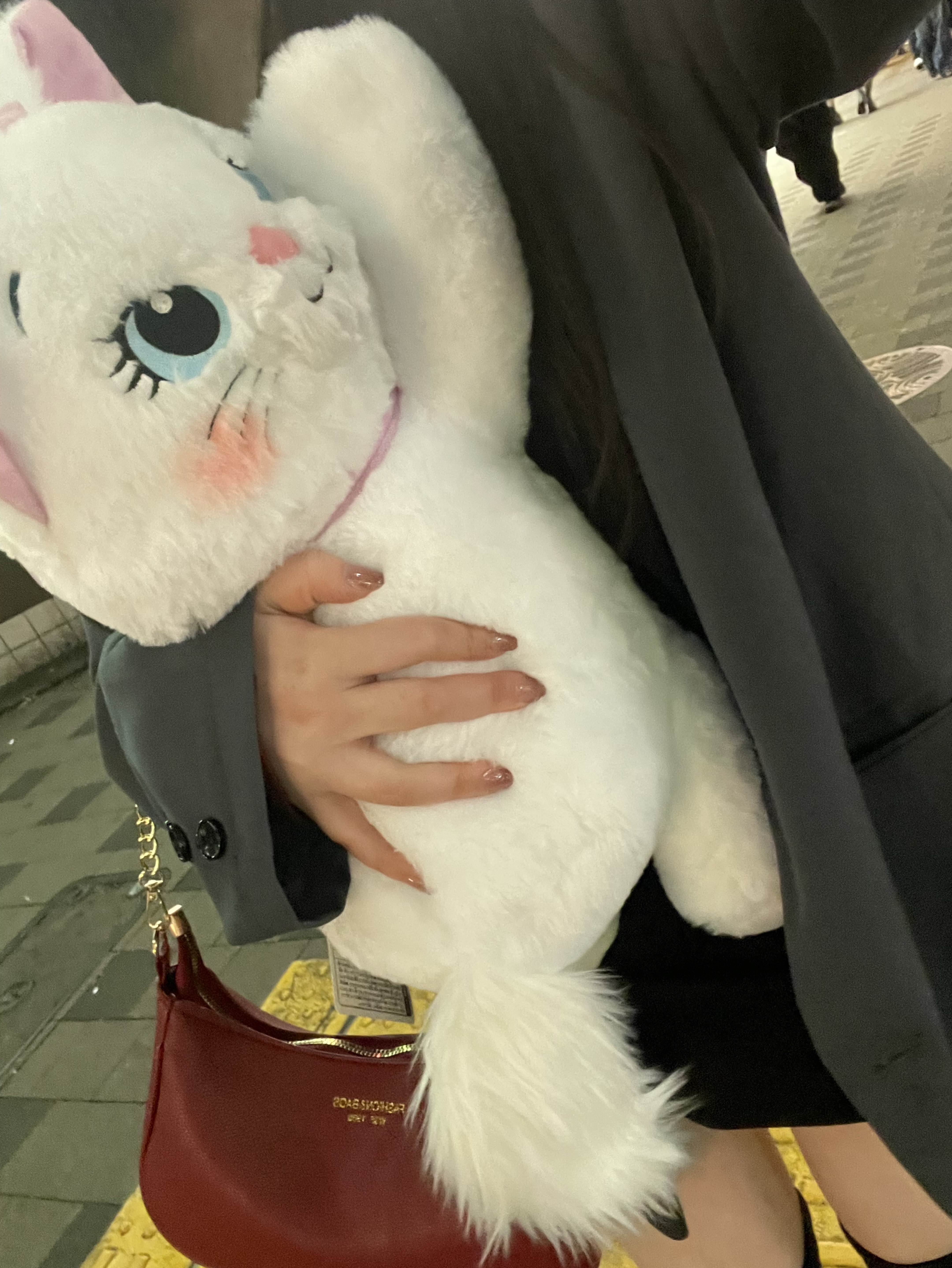 暇すぎる、頼むから私と喋ろ？