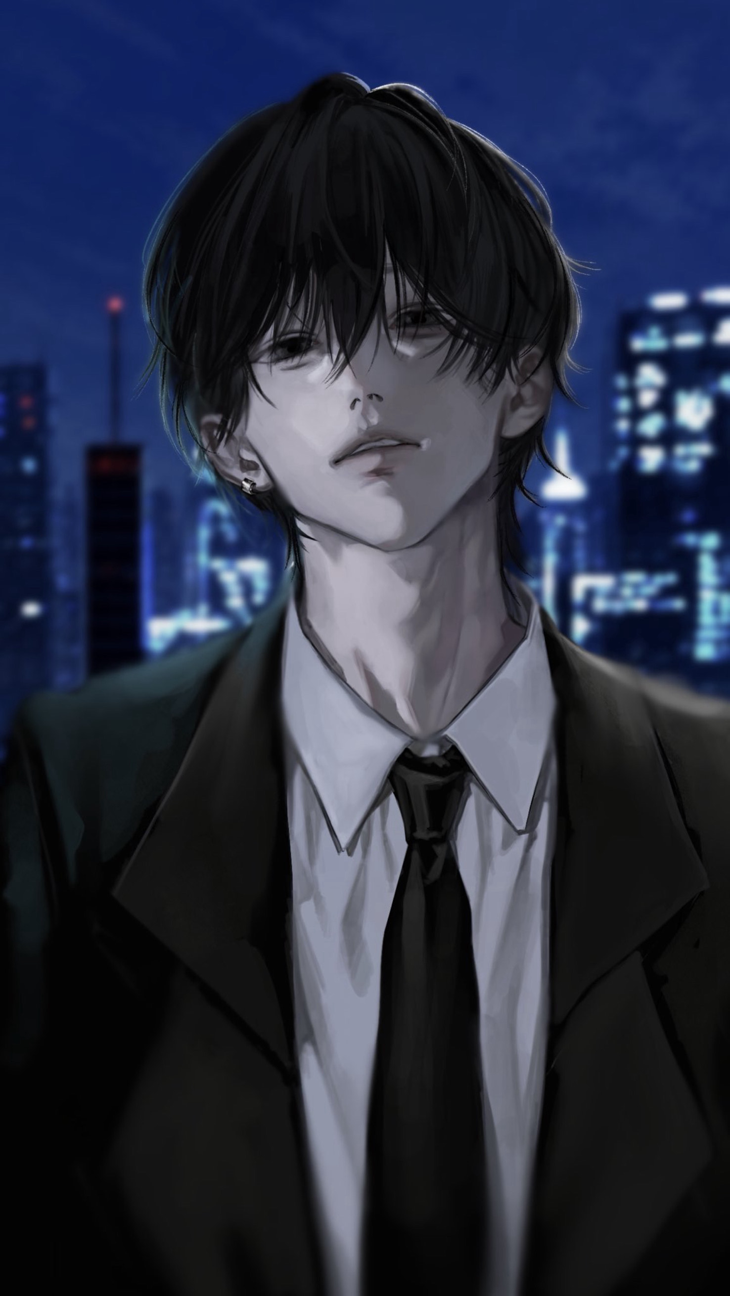 低 音