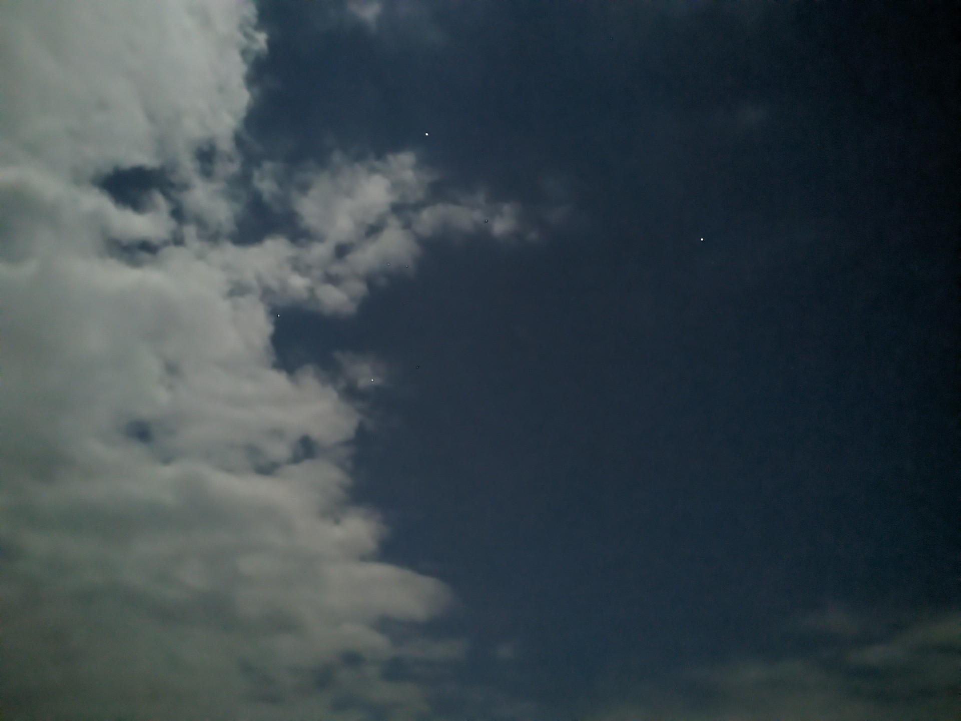 暇だし寝れんしコラボ上がって