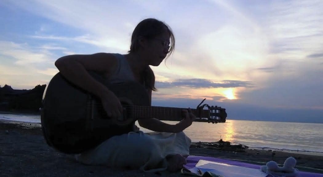 ガットギター弾き語り🍀少し