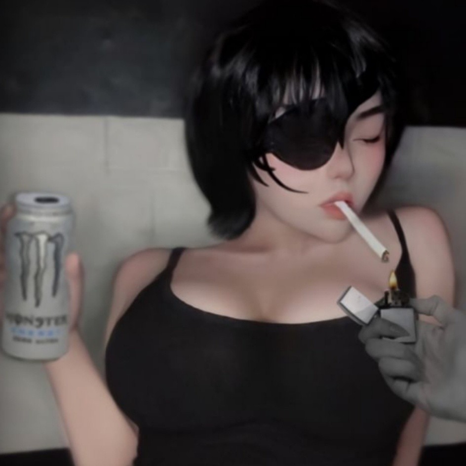 1H🥀💋♡  ̖́-