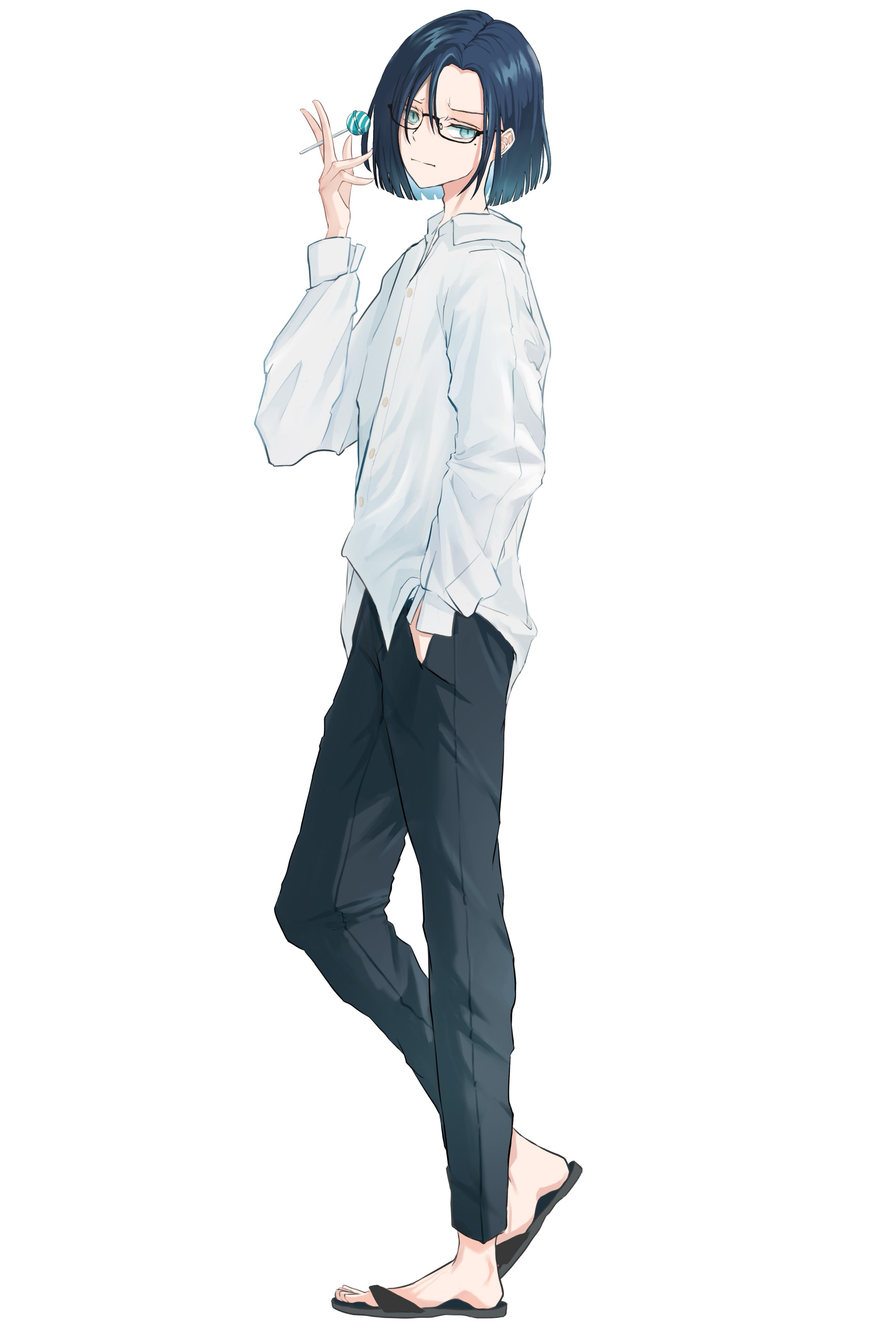 お暇です