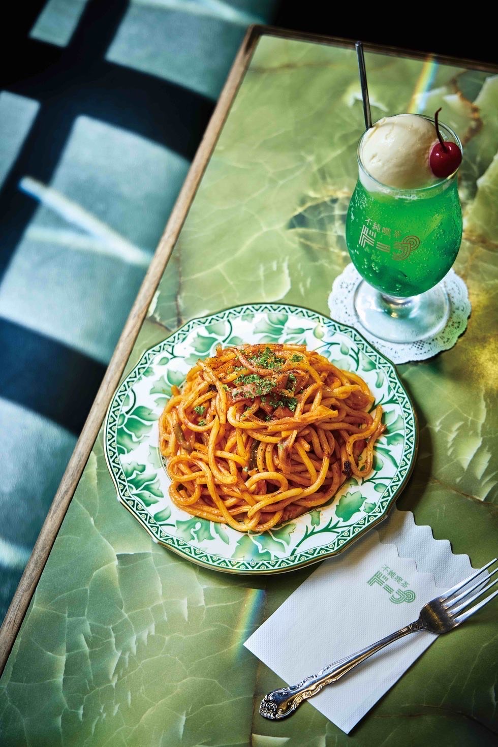 お昼のBGM☕️12じから話すよん