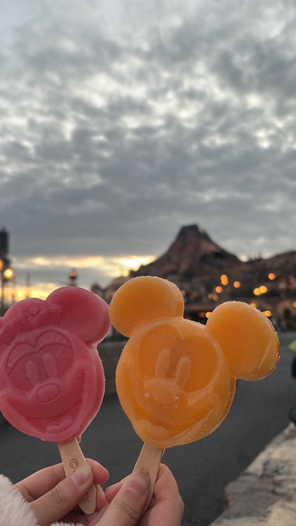 起きてる人話そー