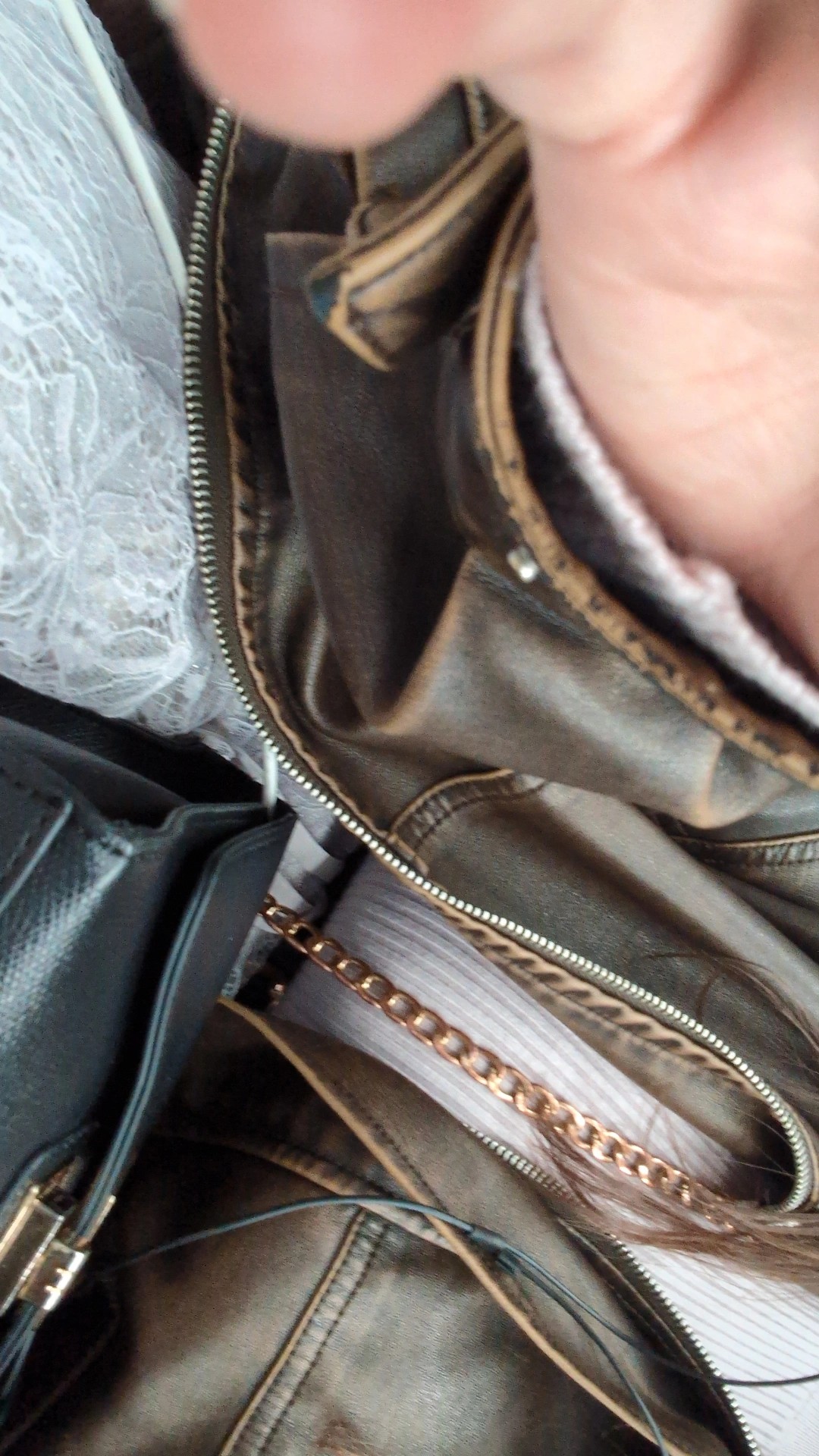 シーラカンスは歌歌う。18:30ﾏﾃﾞ