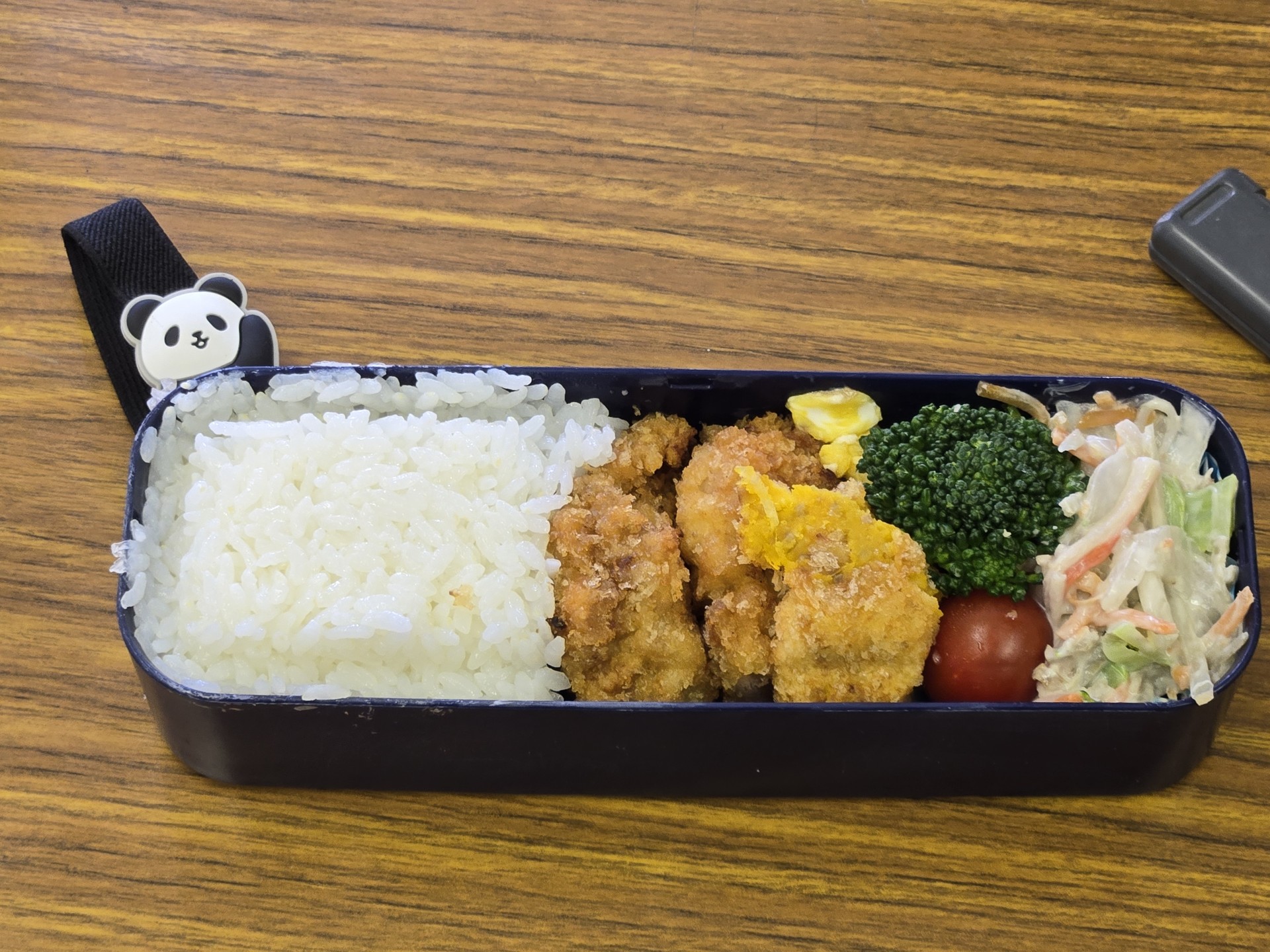 お昼休み少し弾き語り🎸