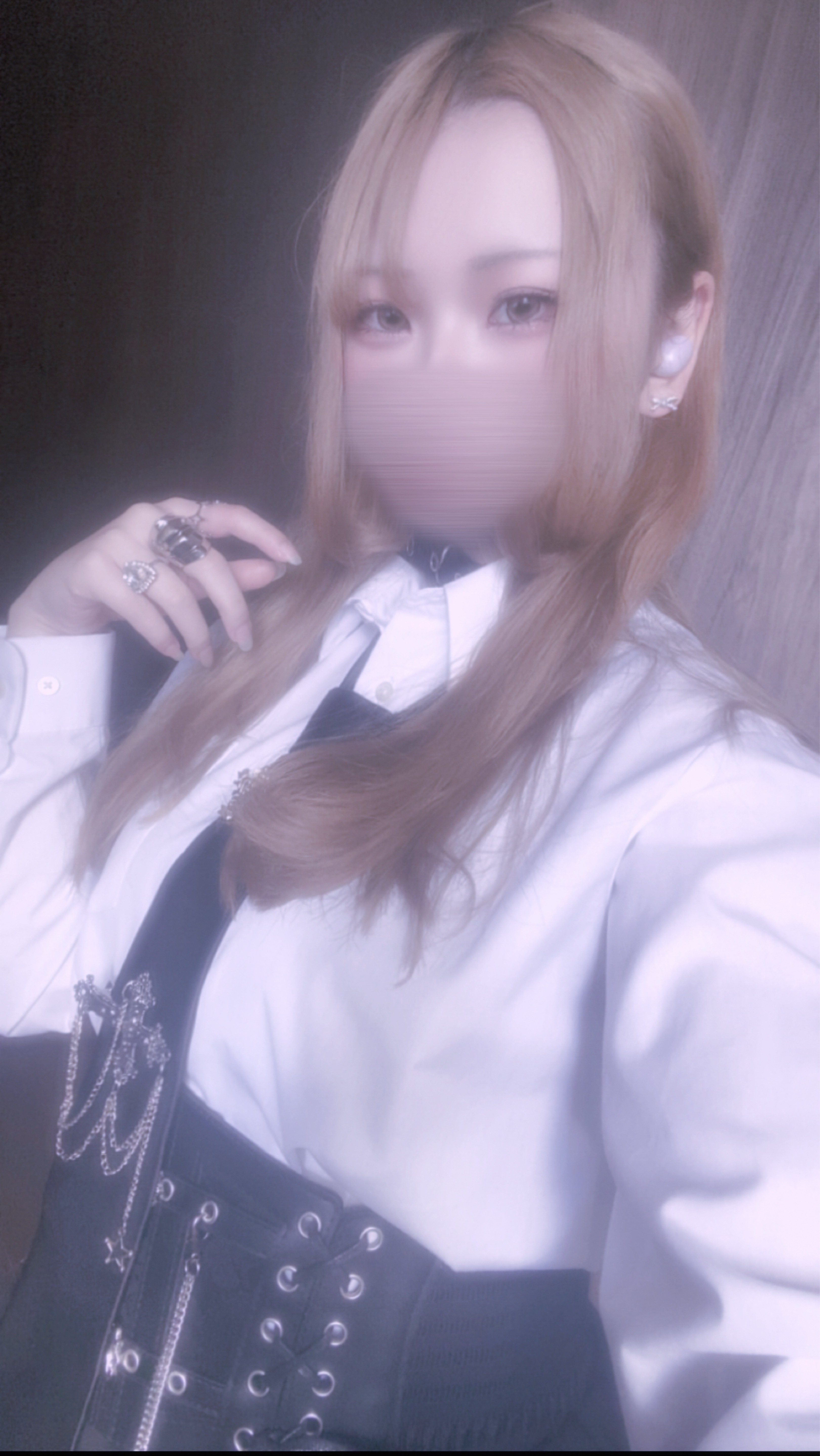 ピアス開けます(コラボ枠)