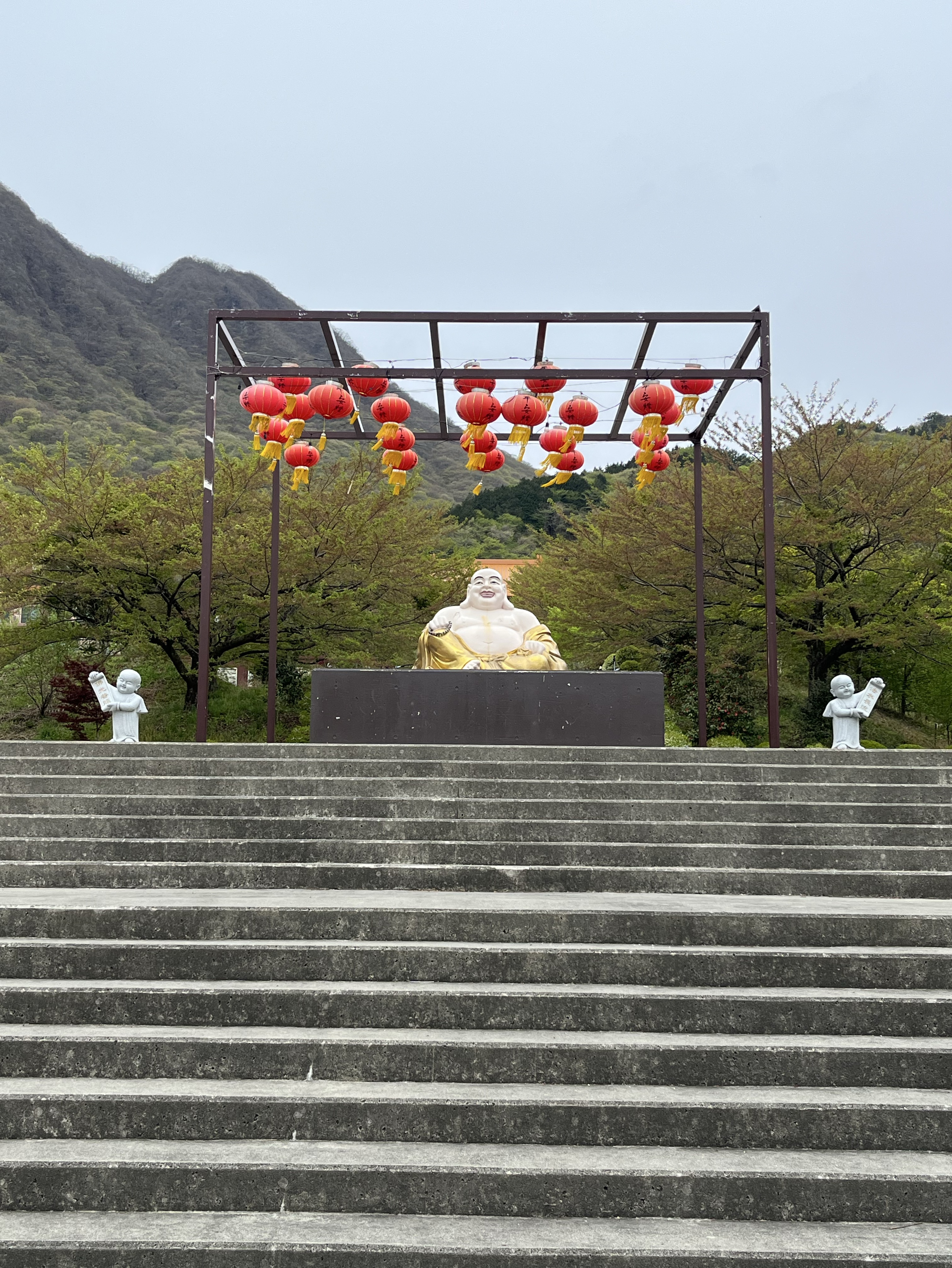 おっふぁよぅございまぁ～すっ☀️｡°