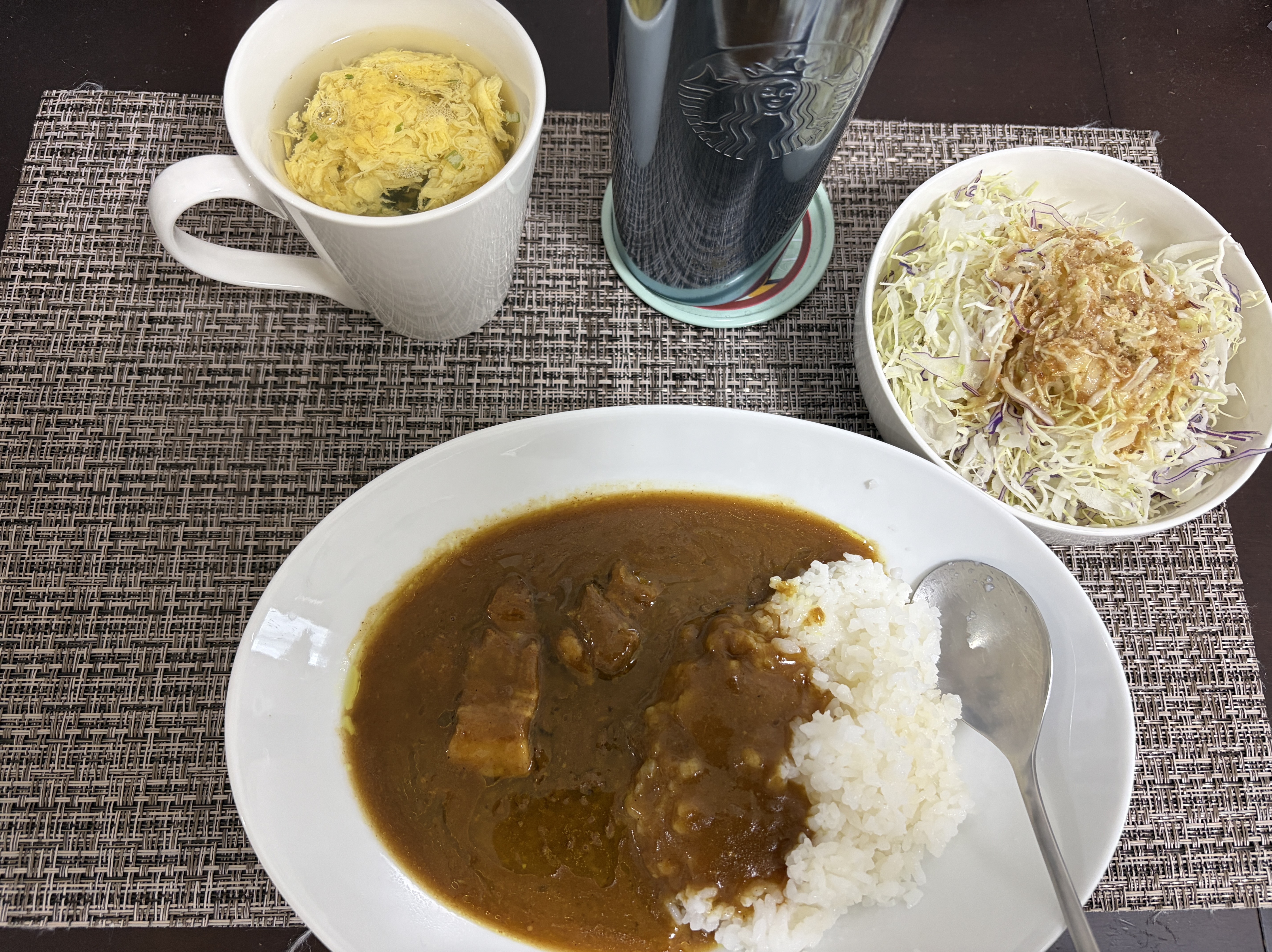 お昼！一緒に食べよう！😄