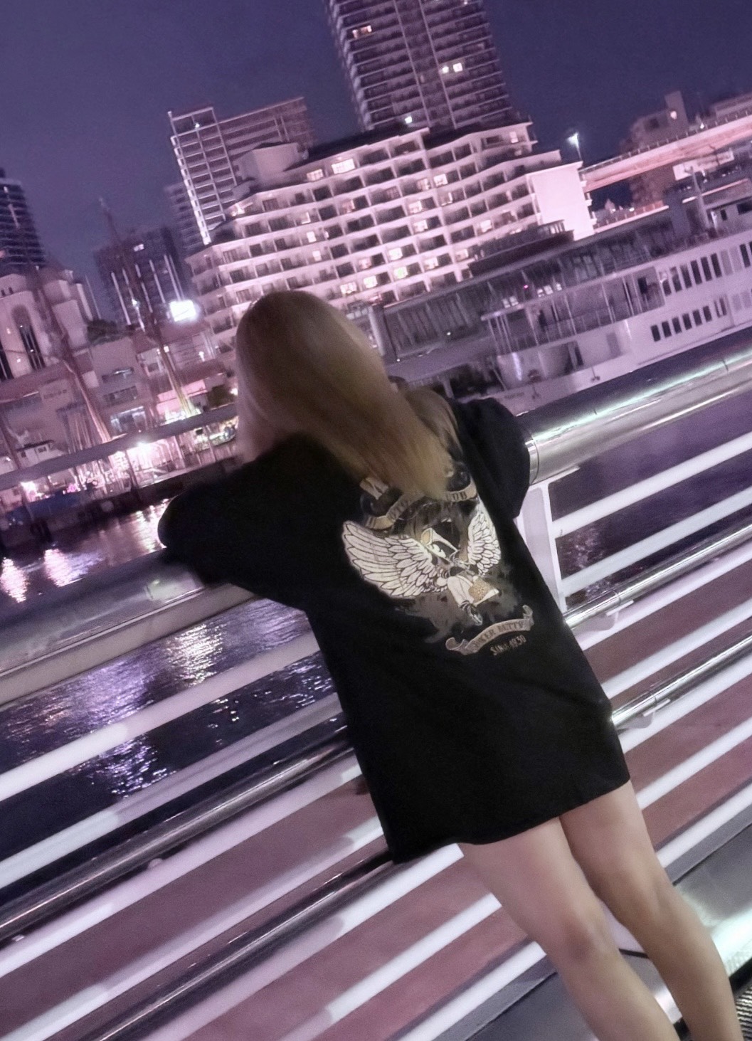 休 憩 所