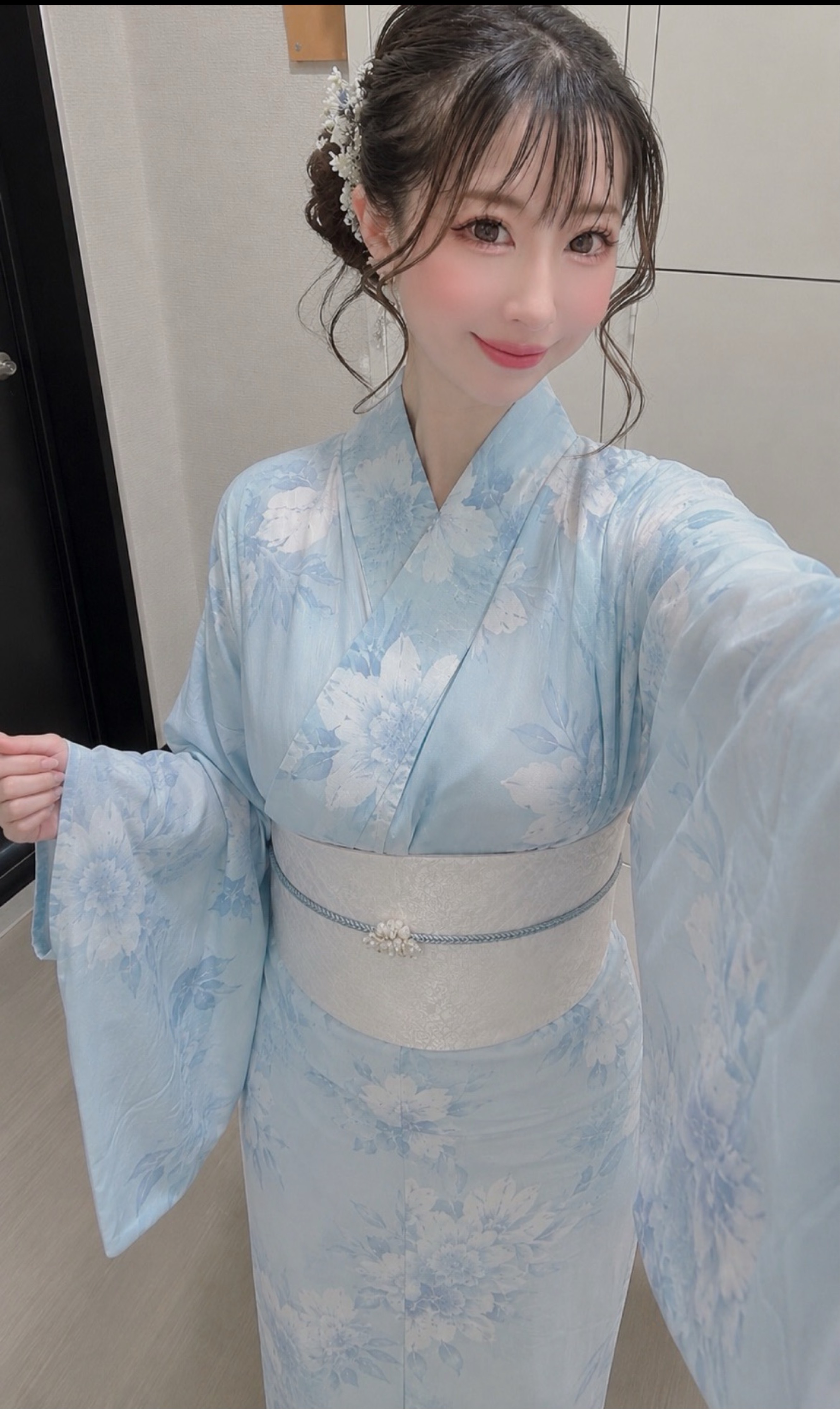 ちょっとおかしいお姉さん💎