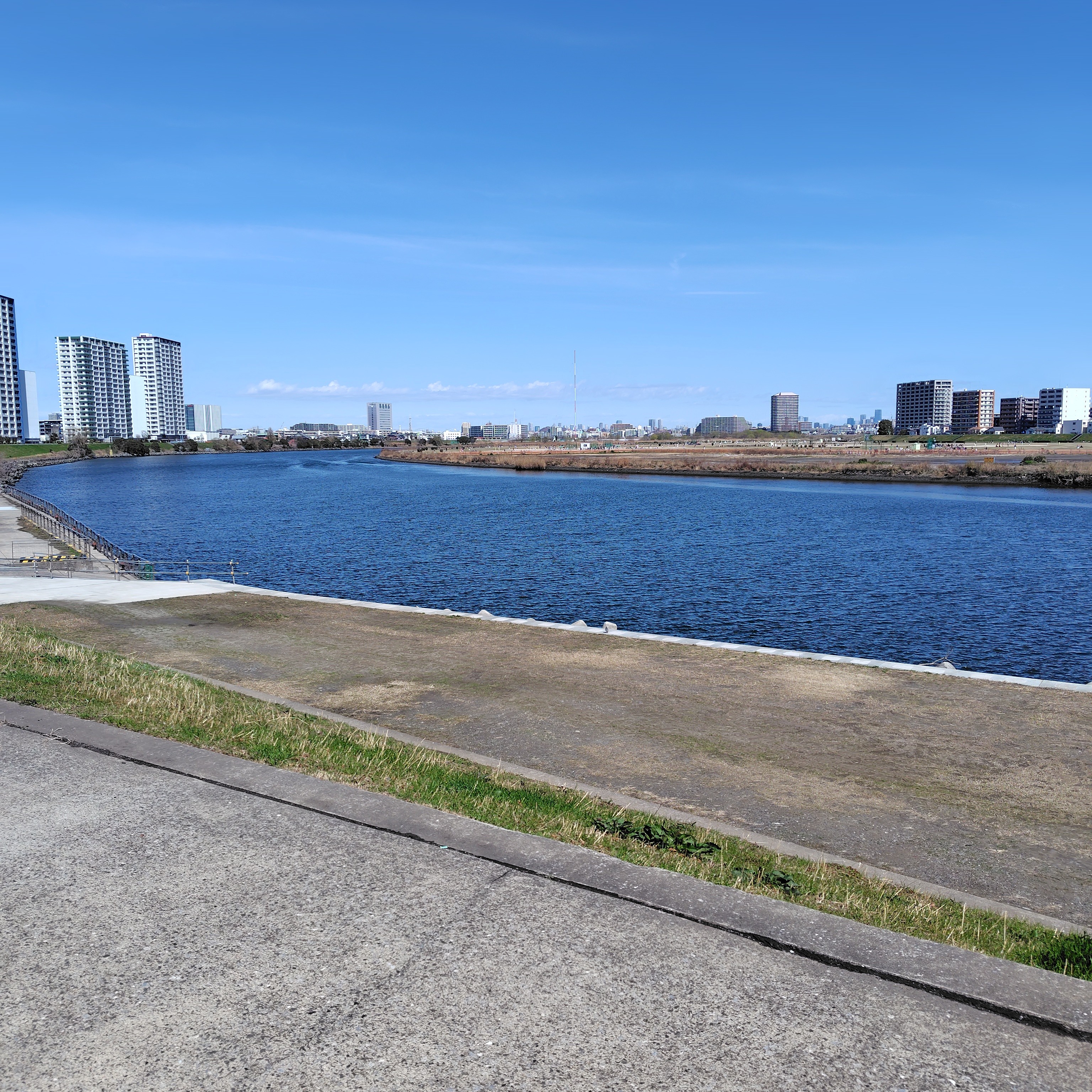 シルエット ヒロ