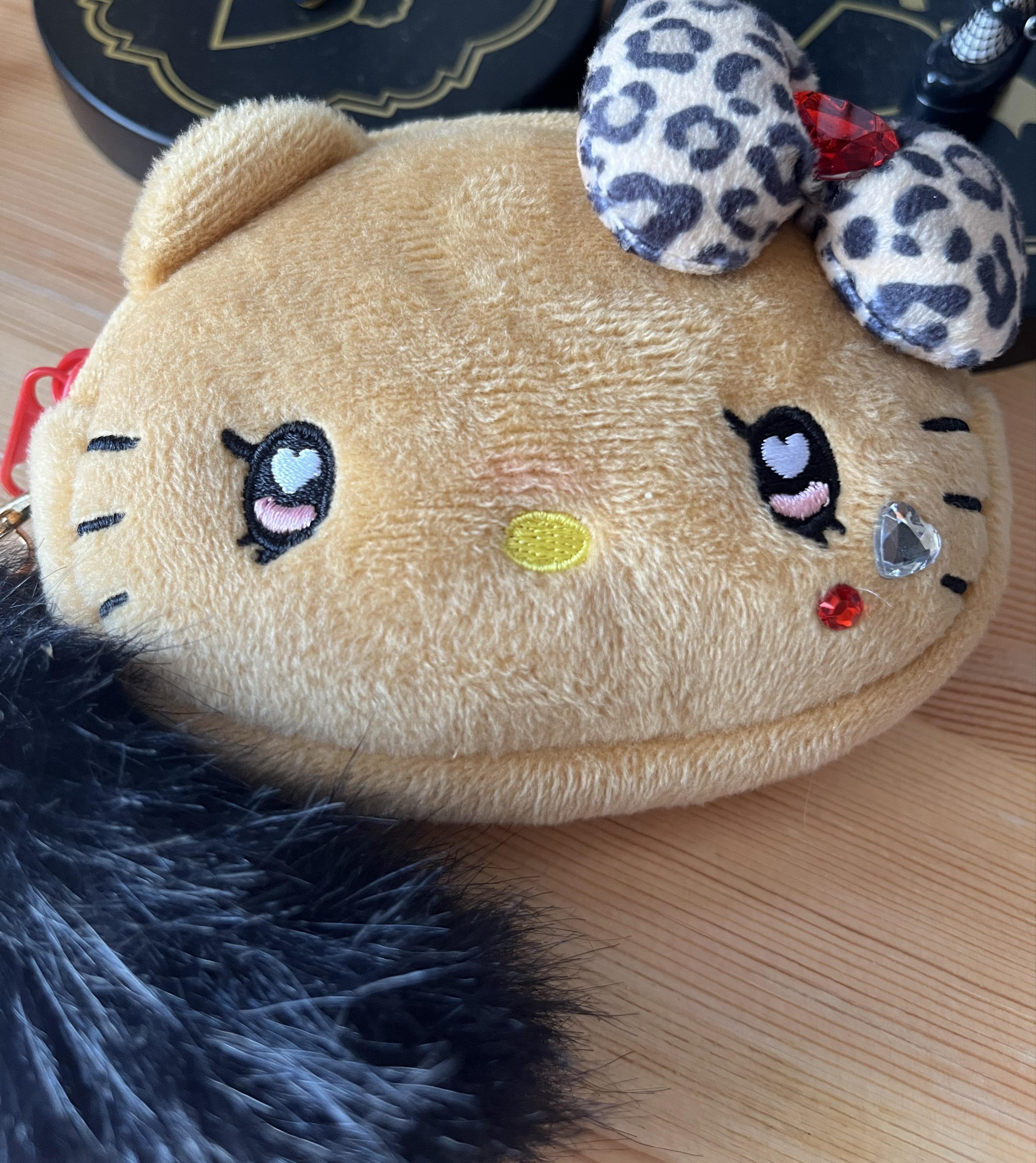 芽依