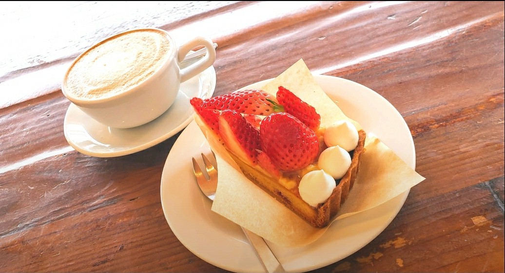 凪のお散歩（くりあ）