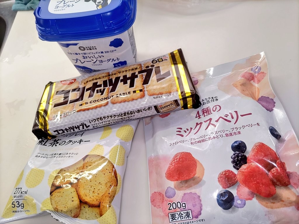 まどか(円)チーズケーキ……