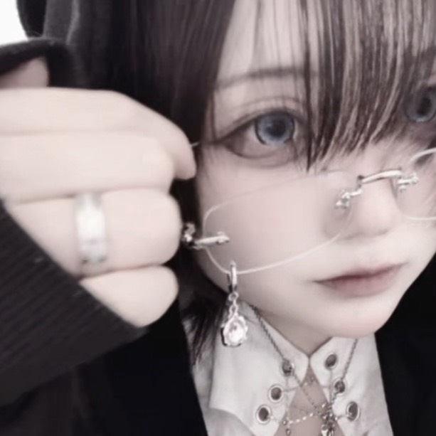 ルナ。